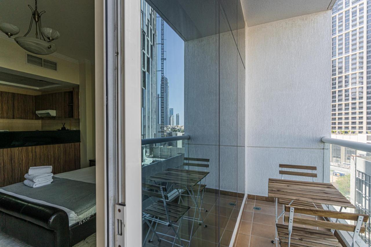 Higuests - Spacious Studio With City Views Near Dubai Mall Экстерьер фото