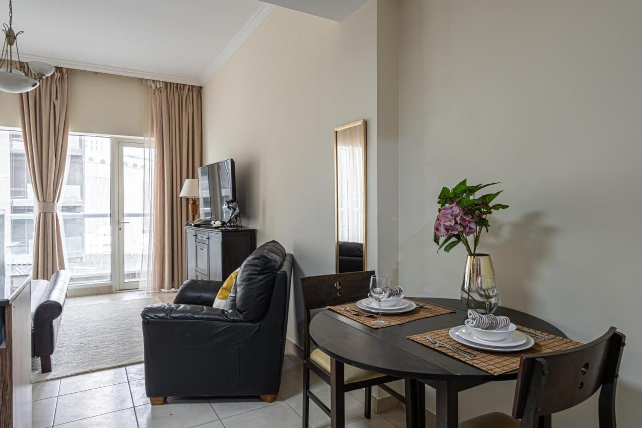 Higuests - Spacious Studio With City Views Near Dubai Mall Экстерьер фото